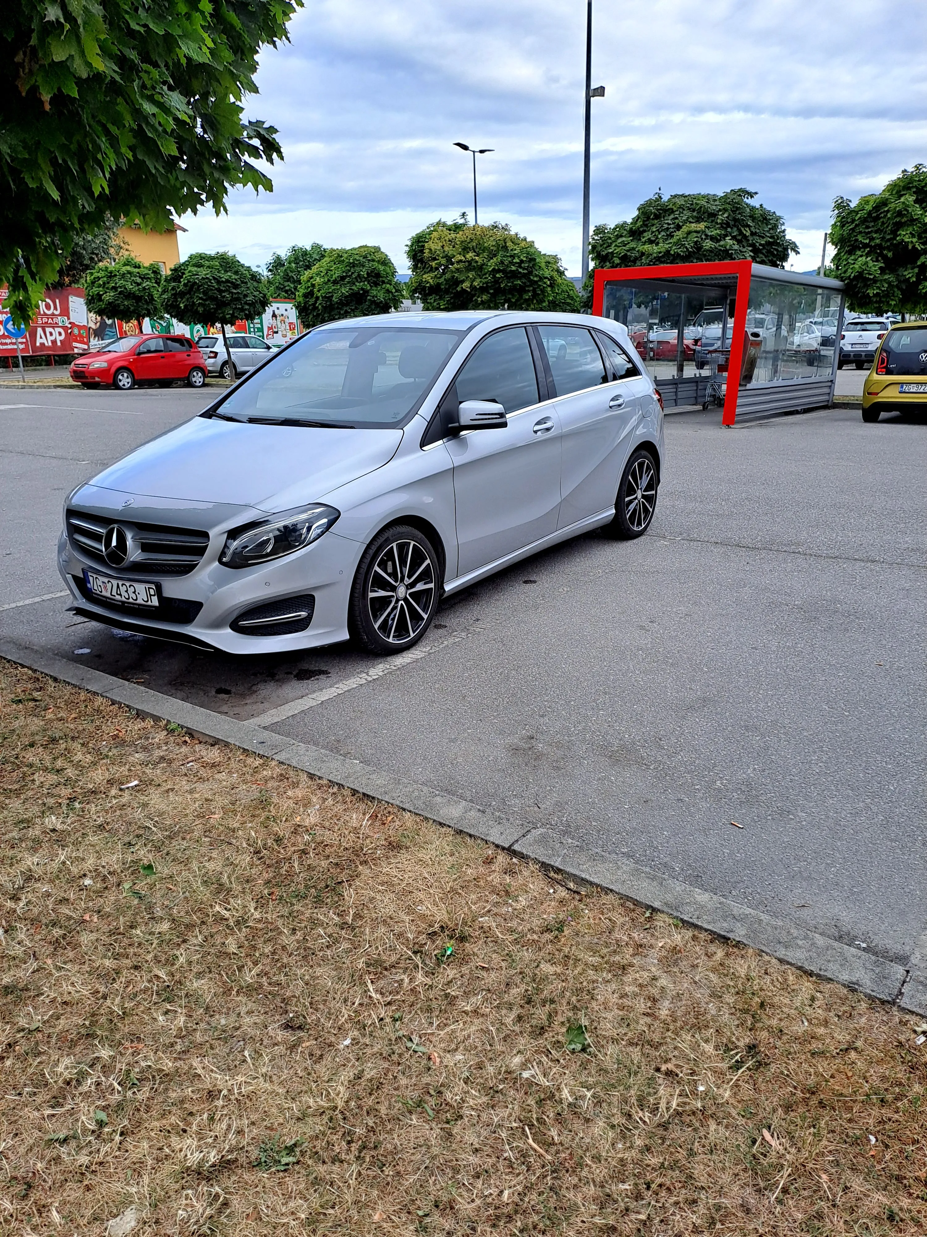 mercedes-benz b-klasa 180 cdi,80kw, navi,kamera - slika 3