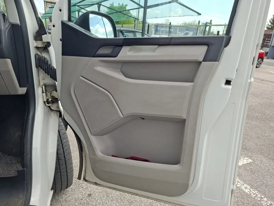 vw transporter t6 2.0 tdi 150ks furgon, 2019 god. - slika 10