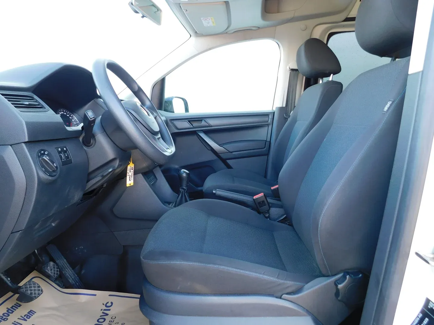 11910 vw caddy kombi maxi van 2.0 tdi - slika 7