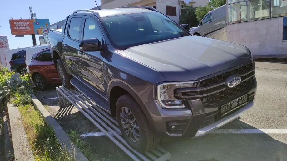 ford ranger d. cab wildtrak 4wd 2.0 tdci a_m automatik - slika 2
