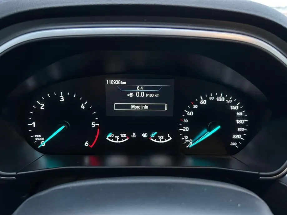 ford focus 1.5 tdci - 118000km - led - navi - garancija - reg 1 god !! - slika 12