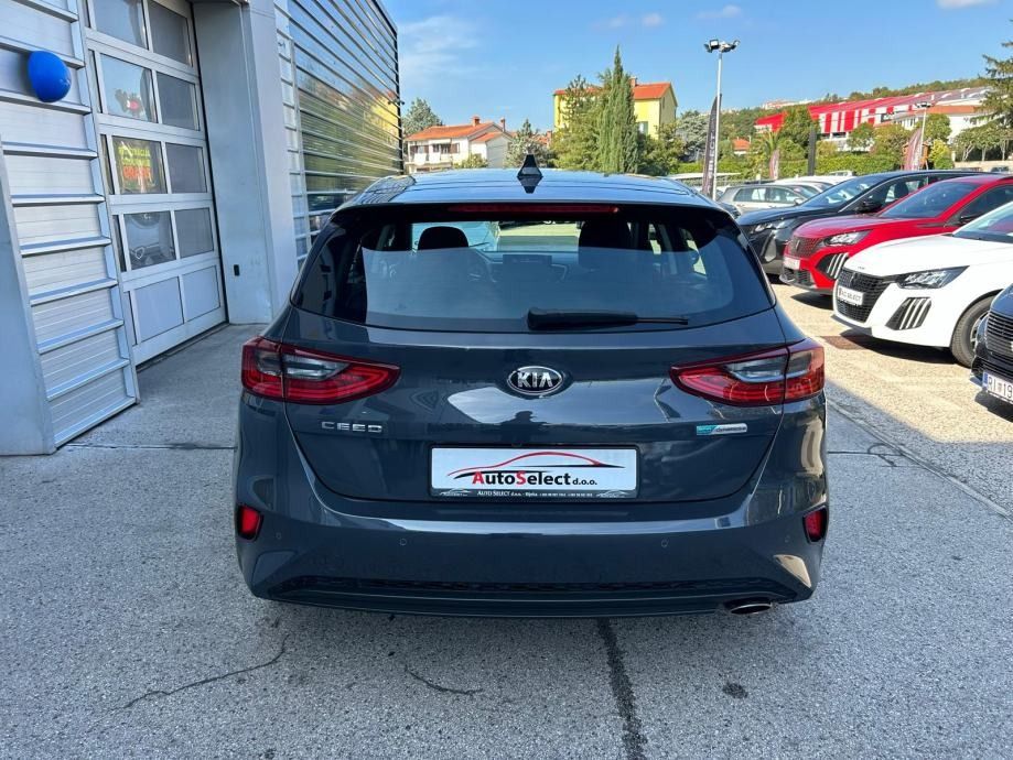 kia ceed 1.6 crdi - 2021 - 39.000km - 1. vlasnik - reg 1 god ! - slika 5