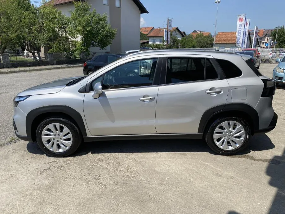 suzuki sx4 s-cross 1,4 gl+ premium 2wd hybrid 48v - dostupno odmah!!! - slika 3
