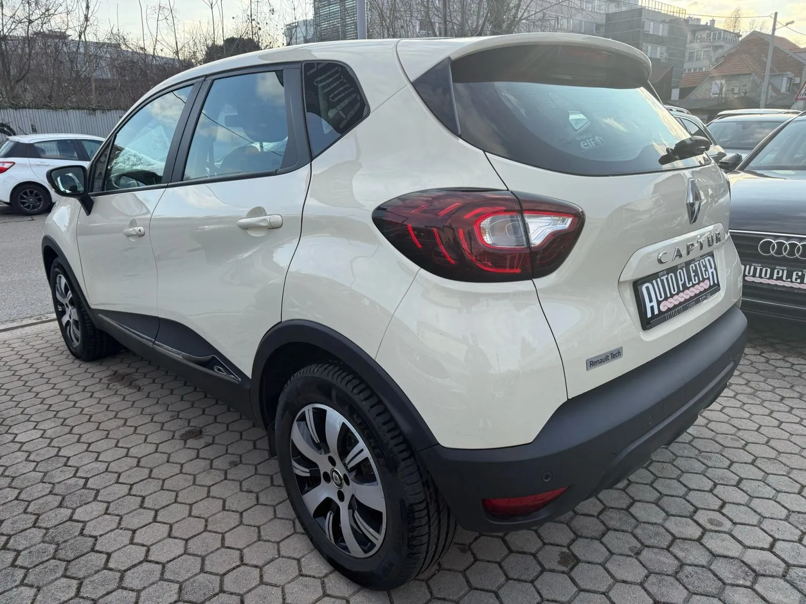 renault captur 0.9 tce, navi, klima, 4x garancija!!! - slika 5