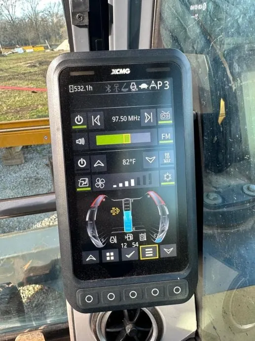 rabljeni bager xcmg xe80 - 9 t, mogućnost najma - slika 4