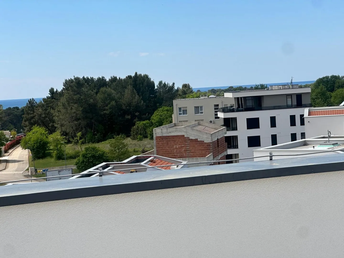 vabriga-dvoetažni stan na prodaji sa krovnom terasom od 110 m2 - slika 15
