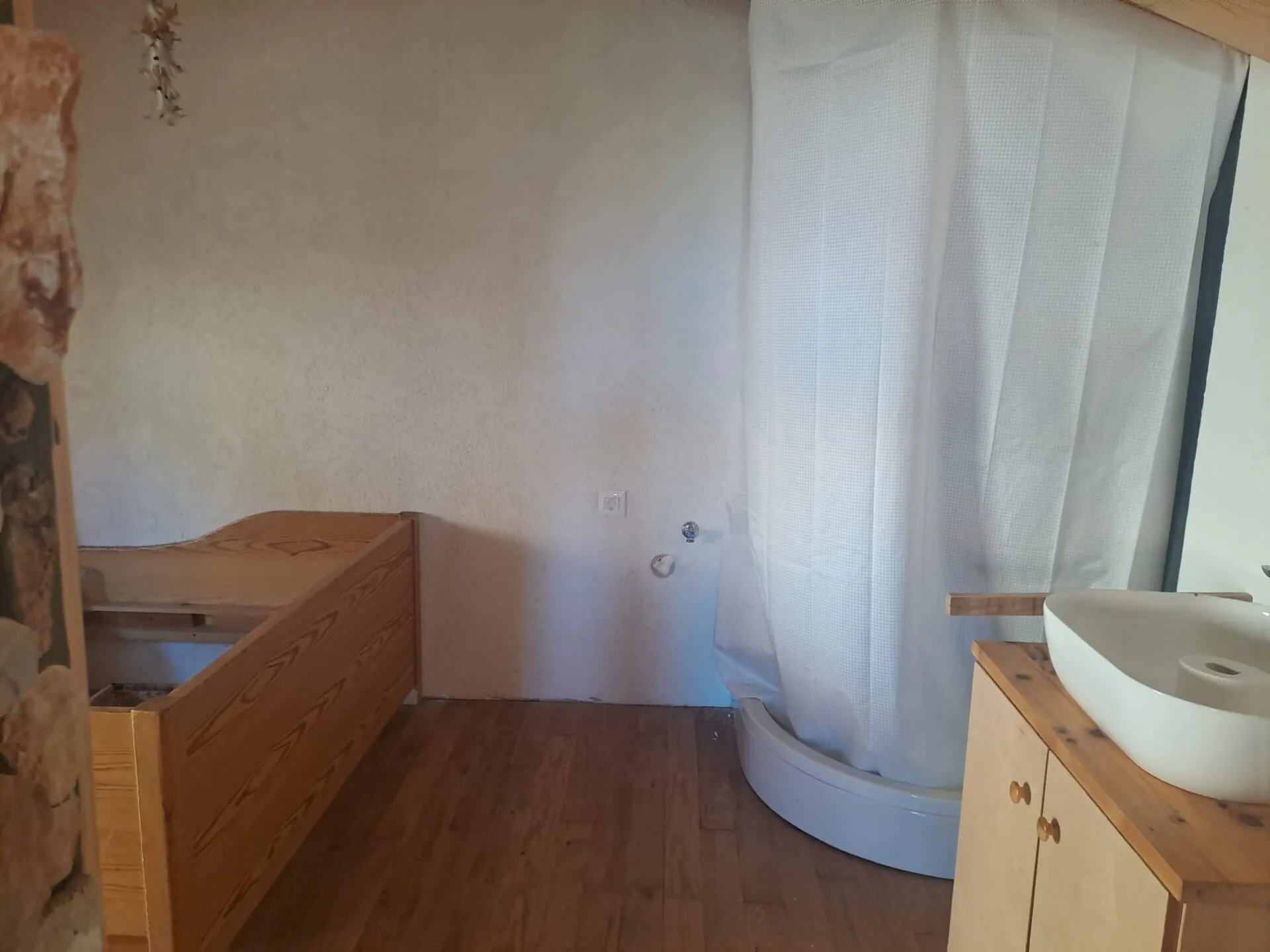 višnjan-kuća +studio za dugoročni najam - slika 14