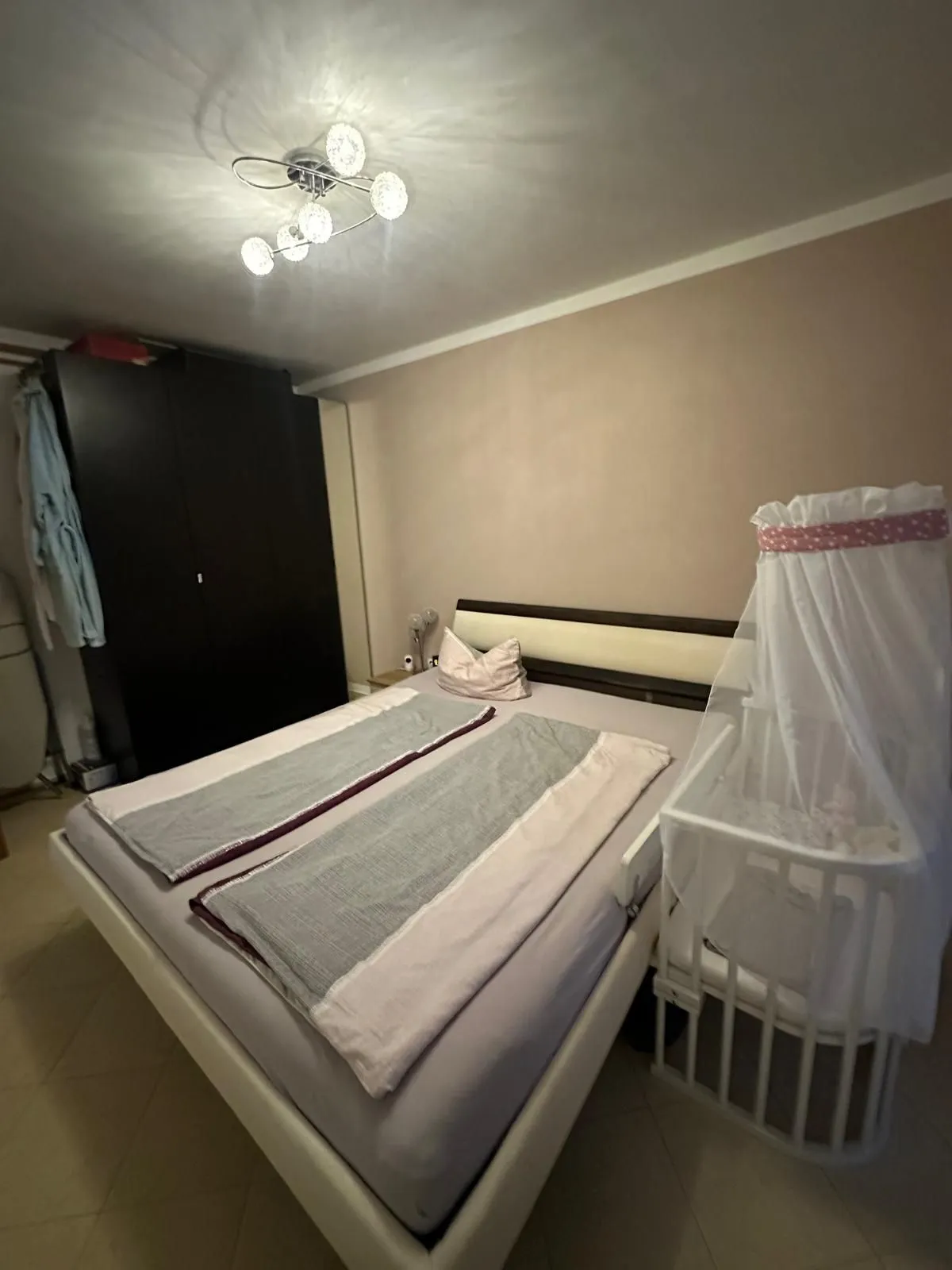 kaštelir-obiteljska kuća sa bazenom na prodaji - slika 19