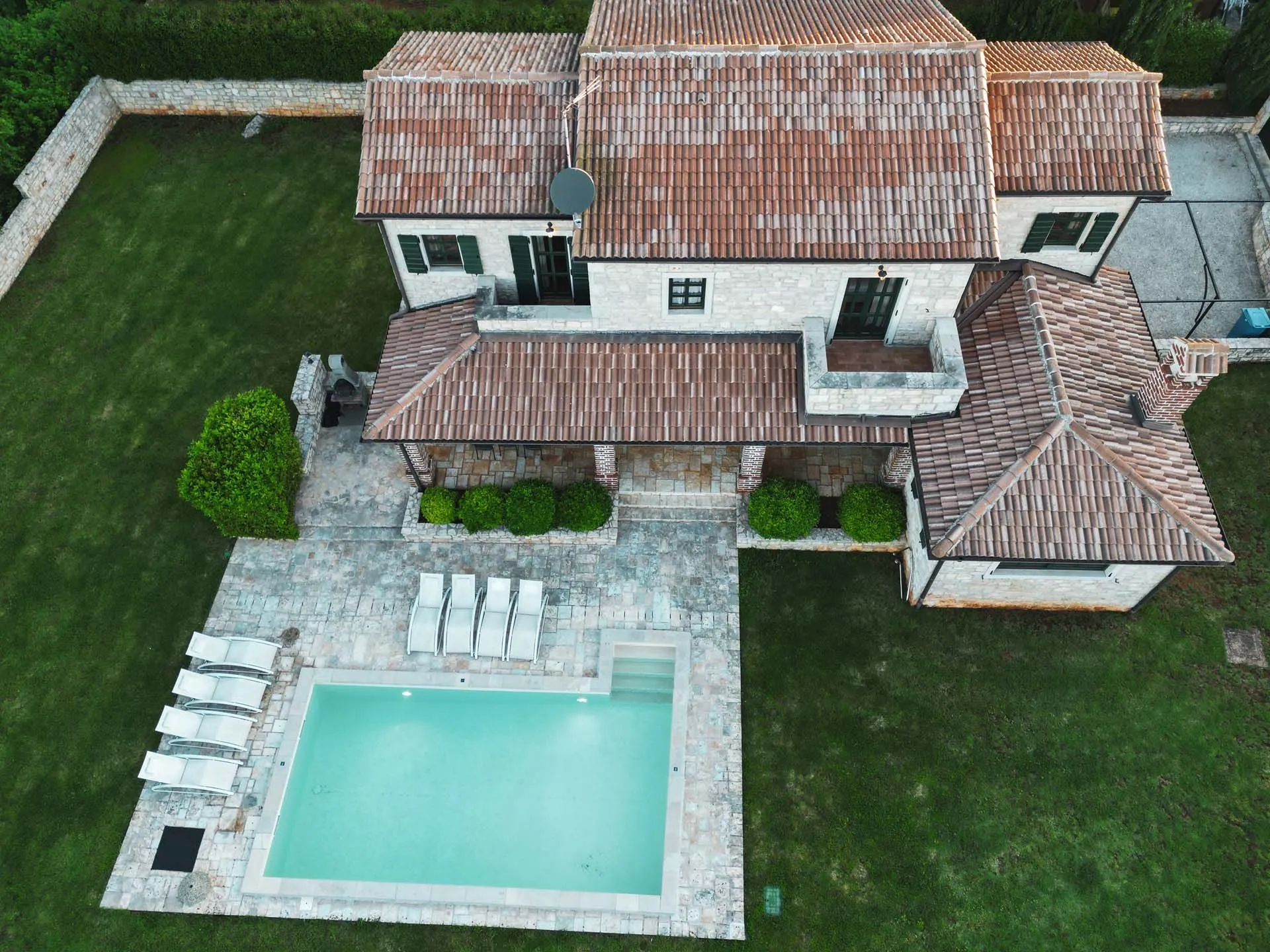 eskluziva-rustikalna vila na prodaju-sveti lovreč -heraki - slika 16