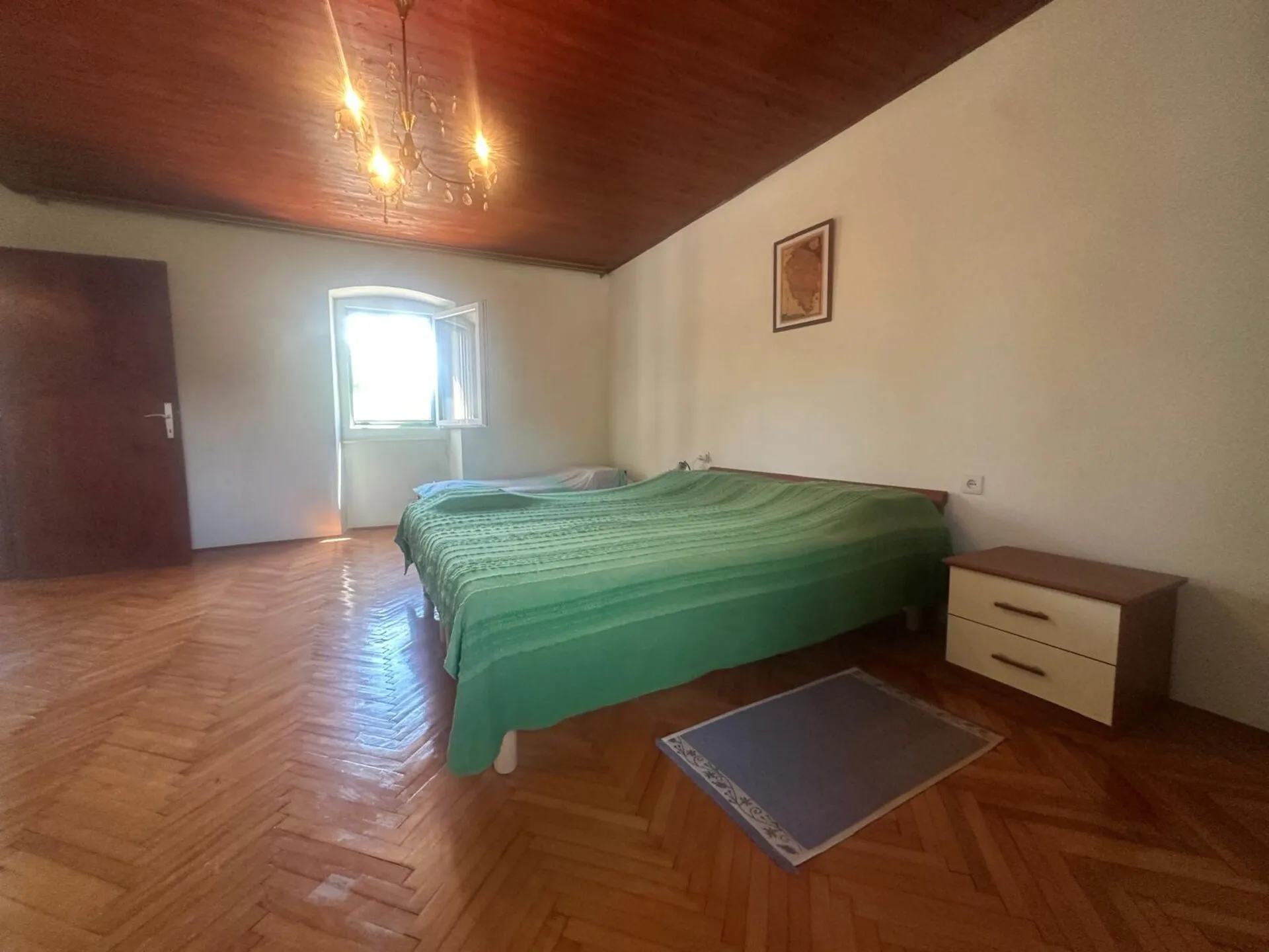 kuća u nizu u srcu vabrige – idealna investicija! - slika 14