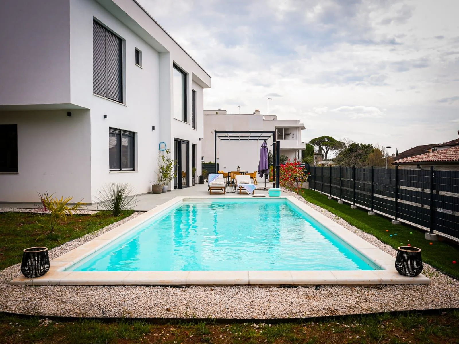 umag-moderna vila na prodaji 1 km od plaže - slika 2