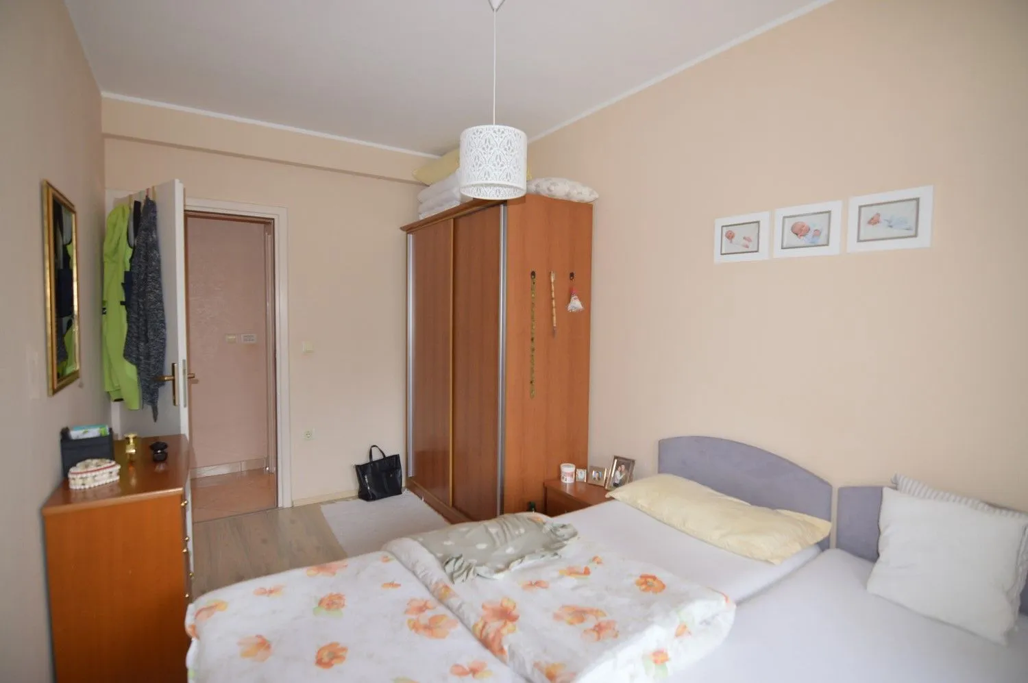 poreč 2 km -kuća sa dva stana na prodaji - slika 21