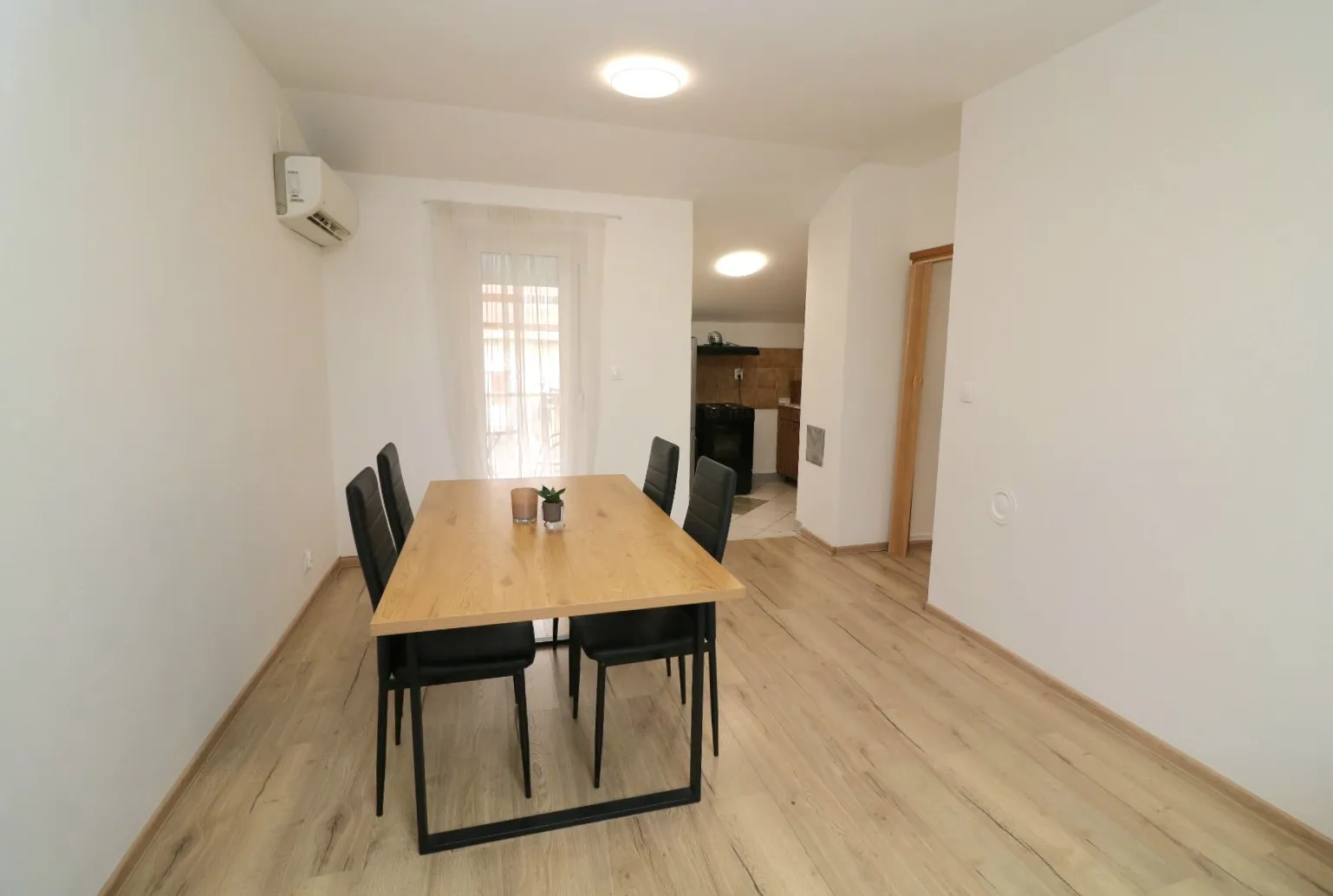 poreč centar-stan na prodaji 4. kat - slika 4
