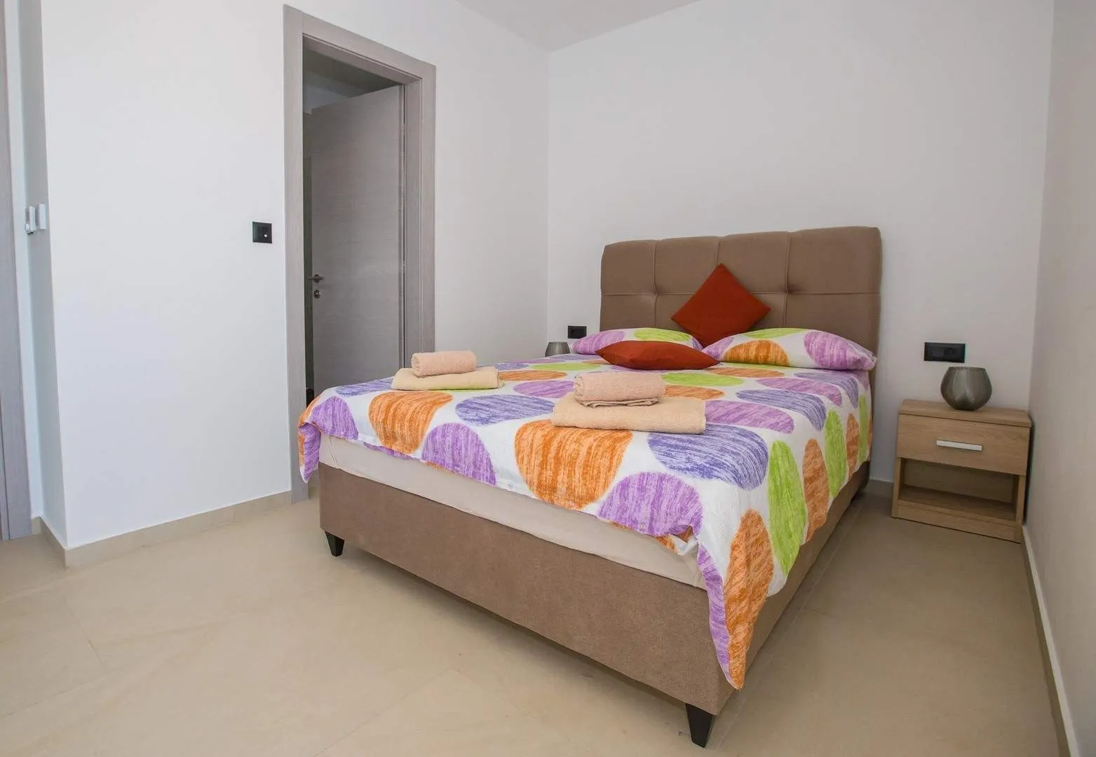 poreč okolica-moderna vila sa bazenom - slika 11
