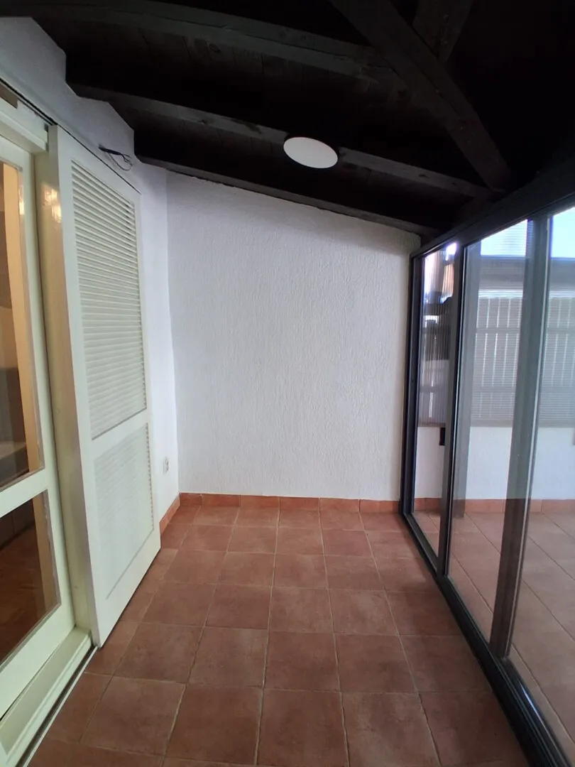 uređena kuća u nizu – korak do plaže u červar-poratu! - slika 20