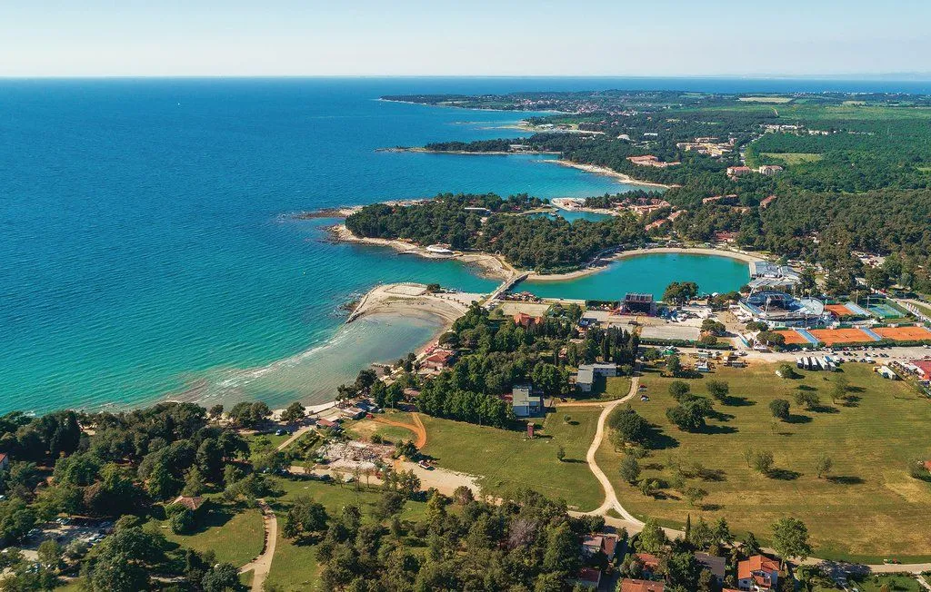 lovrečica- kuća sa bazenom 300 m od plaže na prodaji - slika 14