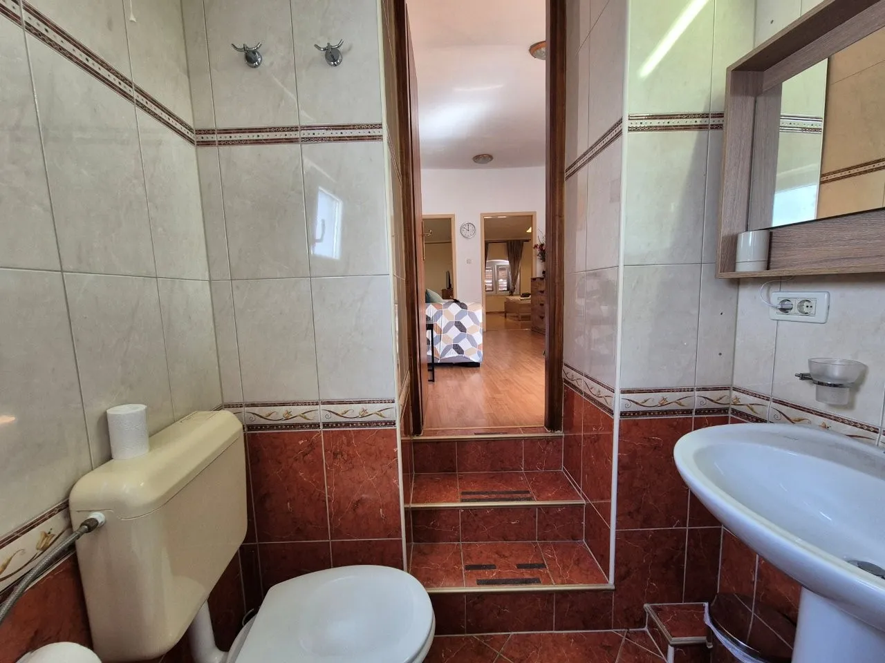 poreč centar-kuća sa dva stana sa terasama na prodaji - slika 8
