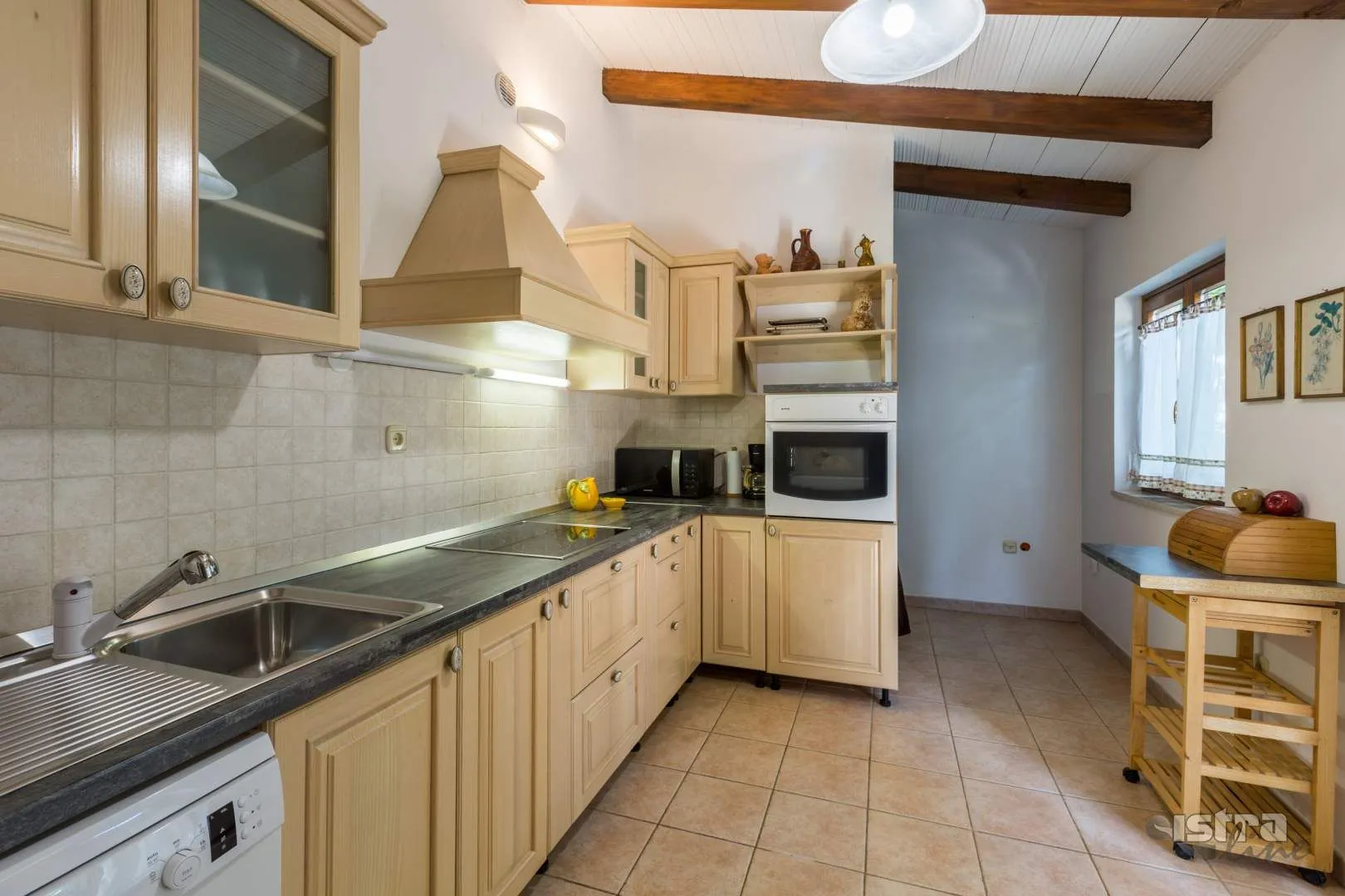 kuća prodaja poreč 170 m2 - slika 8
