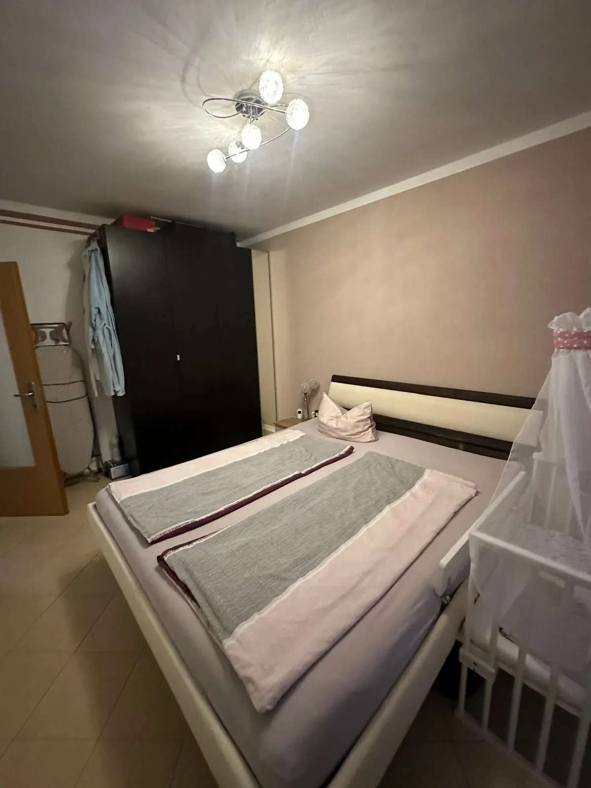 kaštelir-obiteljska kuća sa bazenom na prodaji - slika 17