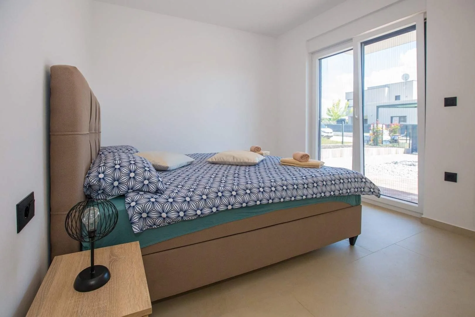 poreč okolica-moderna vila sa bazenom - slika 12