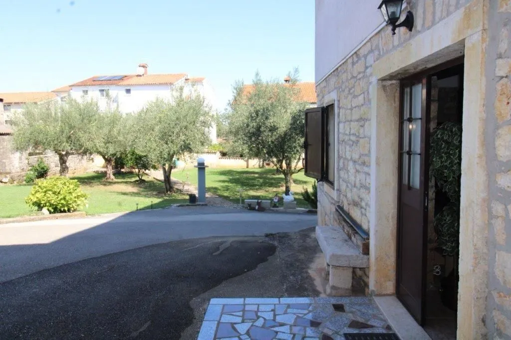 poreč-imanje u blizini poreča i mora - slika 2