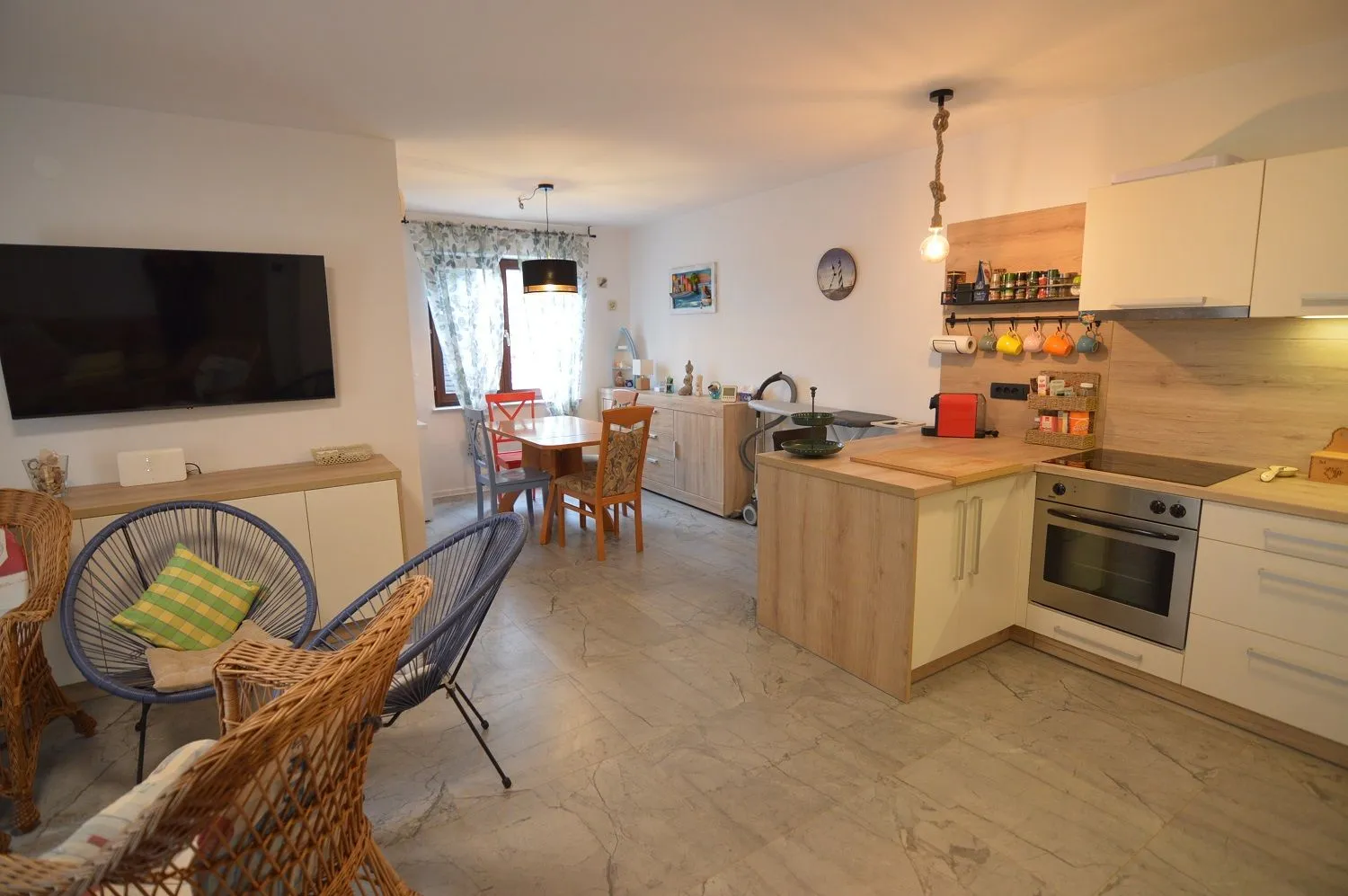 vabriga-dvojna kuća sa četiri apartmana na prodaji - slika 5