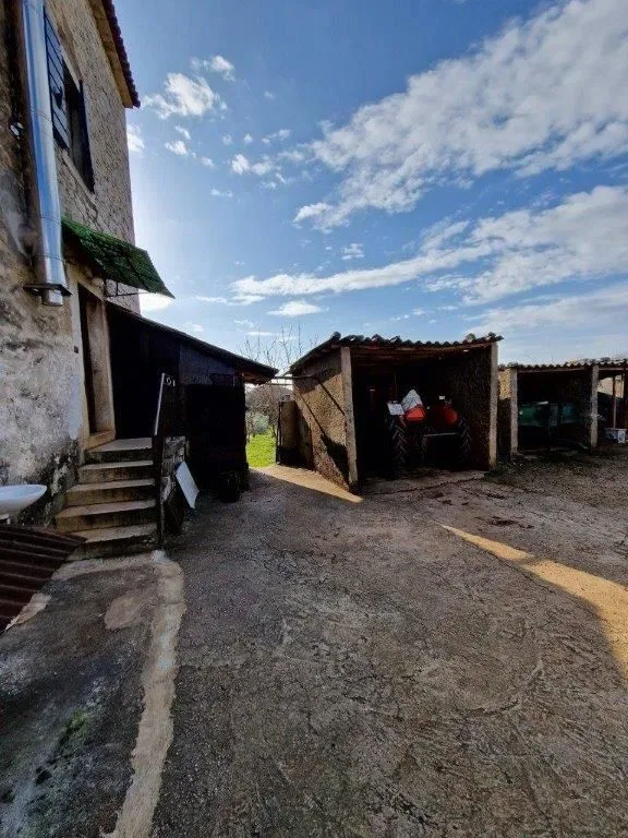 poreč-kuća za kompletnu adaptaciju - slika 4