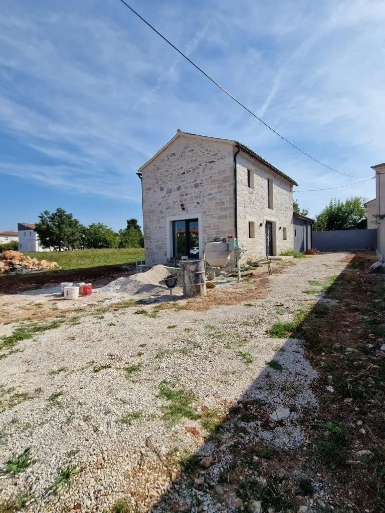 poreč-šarmantna kamena kuća na prodaji - slika 6