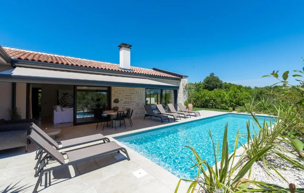 kuća prodaja poreč 152 m2 - slika 2