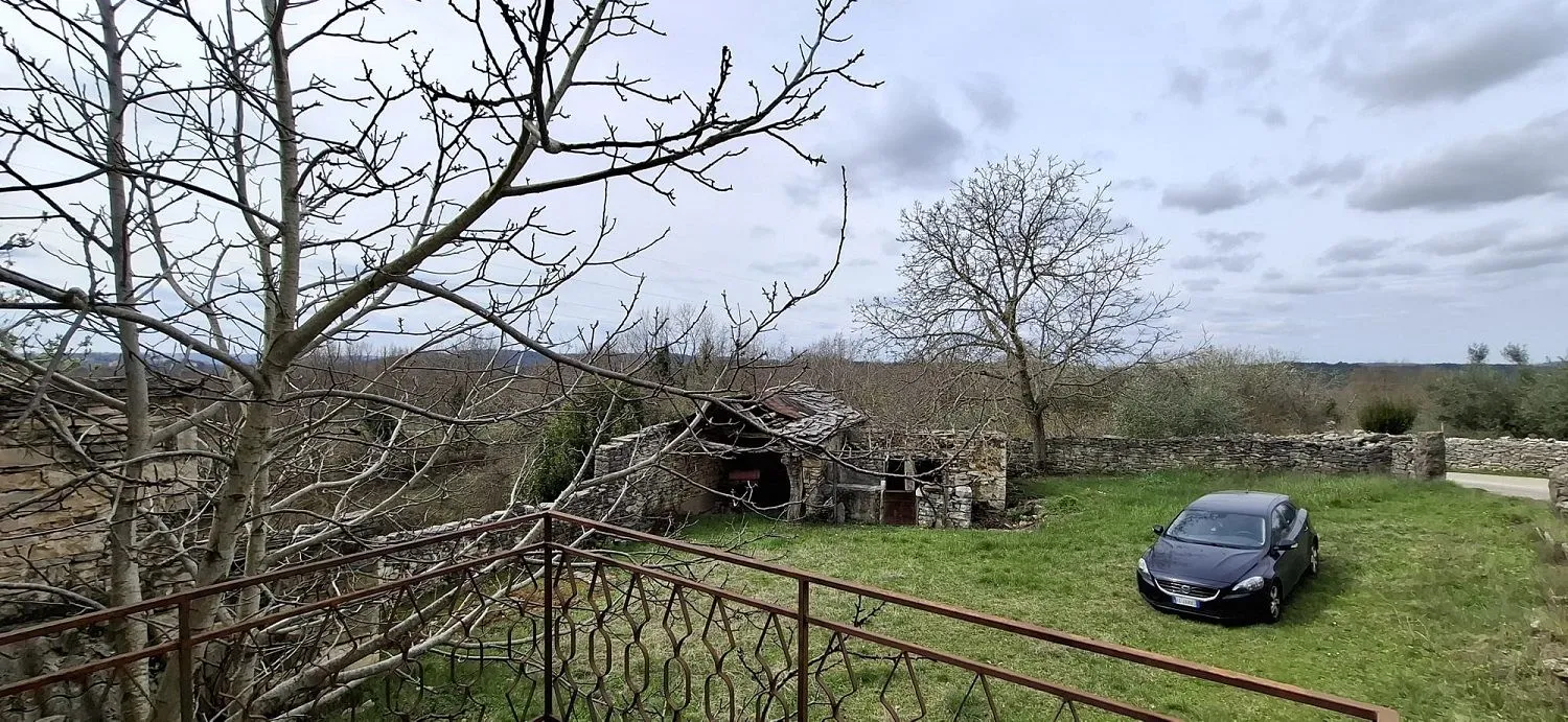 oprtalj -kamena kuća za adaptaciju - slika 16