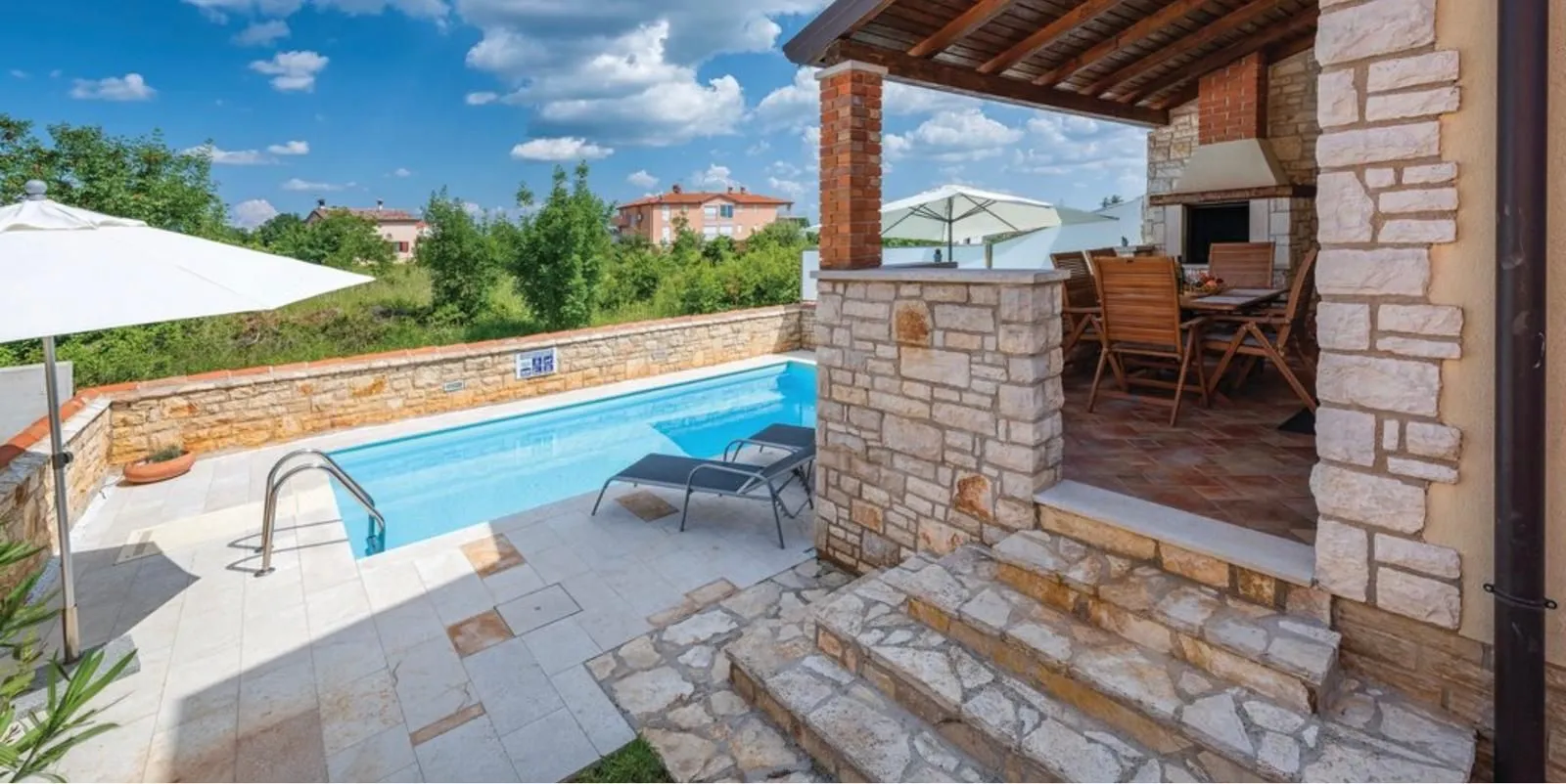 umag-dvojna kuća na prodaji 300 m od mora - slika 10