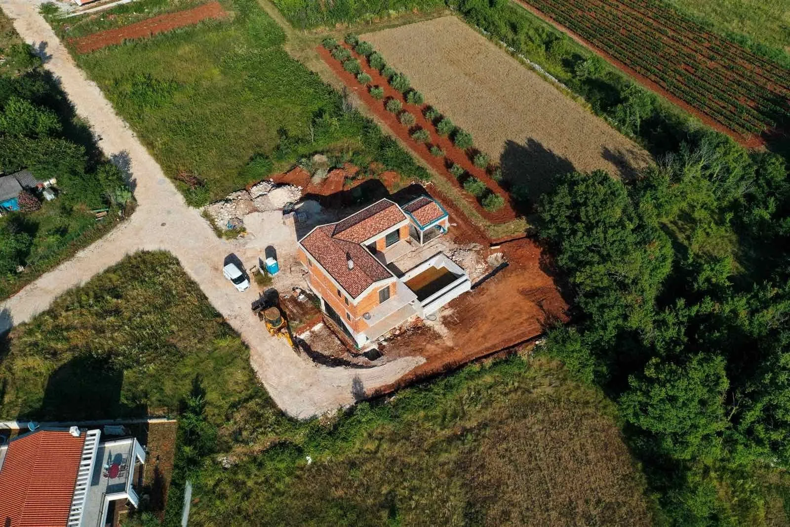višnjan okolica-vila sa bazenom i garažom na prodaji - slika 9