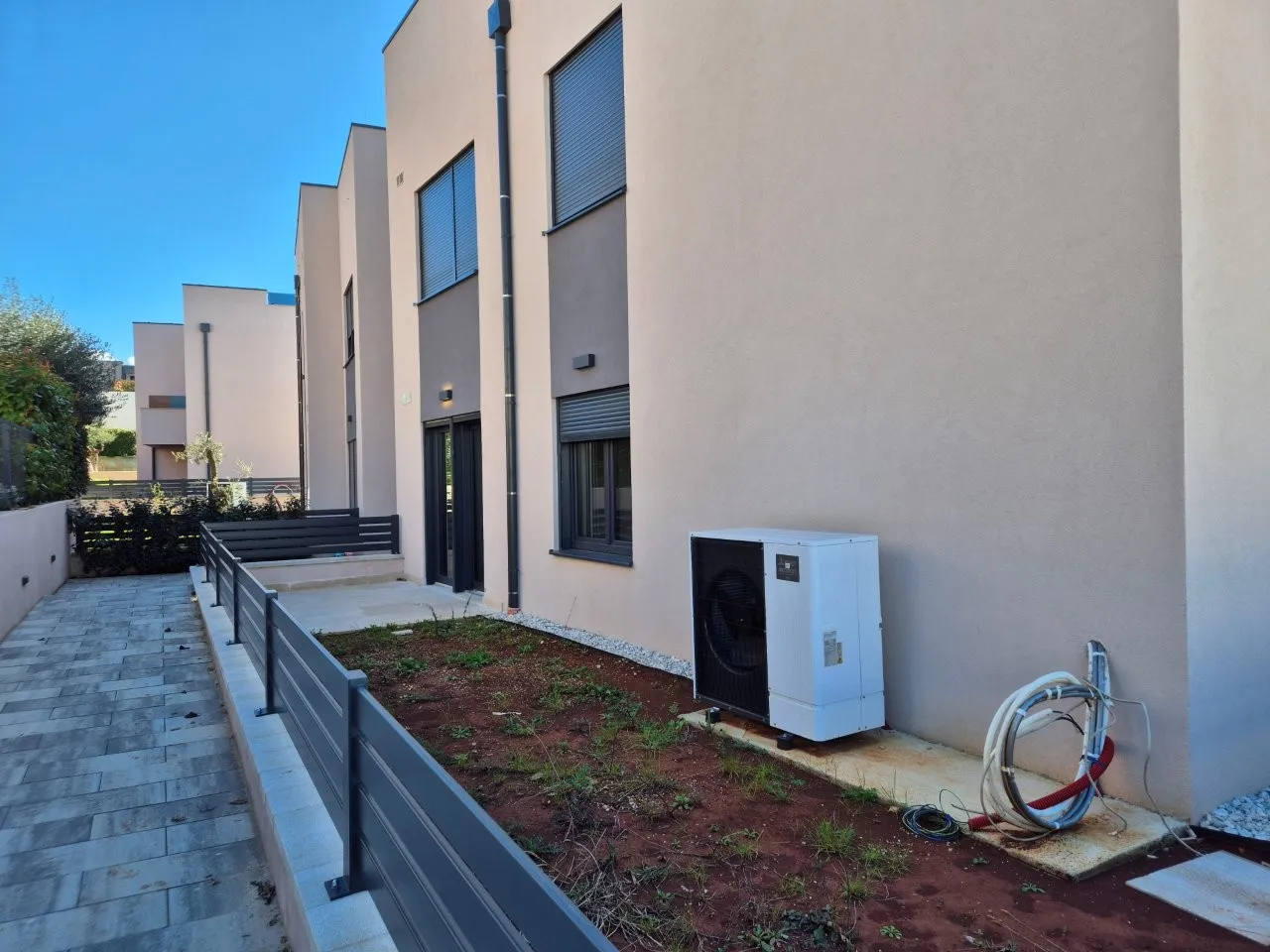 poreč-stan u novogradnji na prodaji 1500 m od mora - slika 2