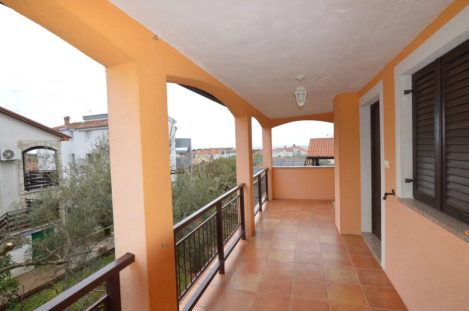 vabriga-dvojna kuća sa četiri apartmana na prodaji - slika 16