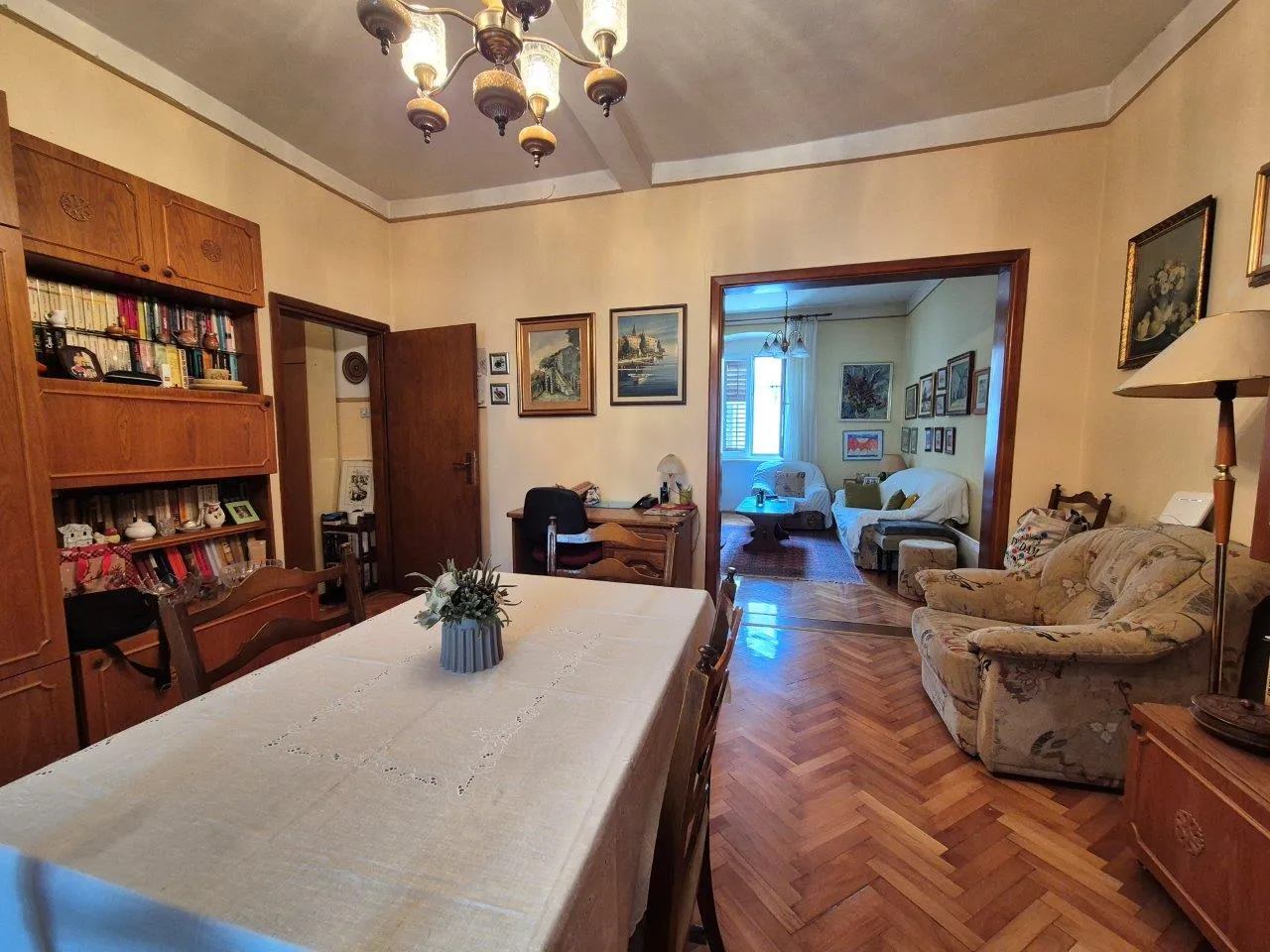 poreč centar-kuća sa dva stana sa terasama na prodaji - slika 24