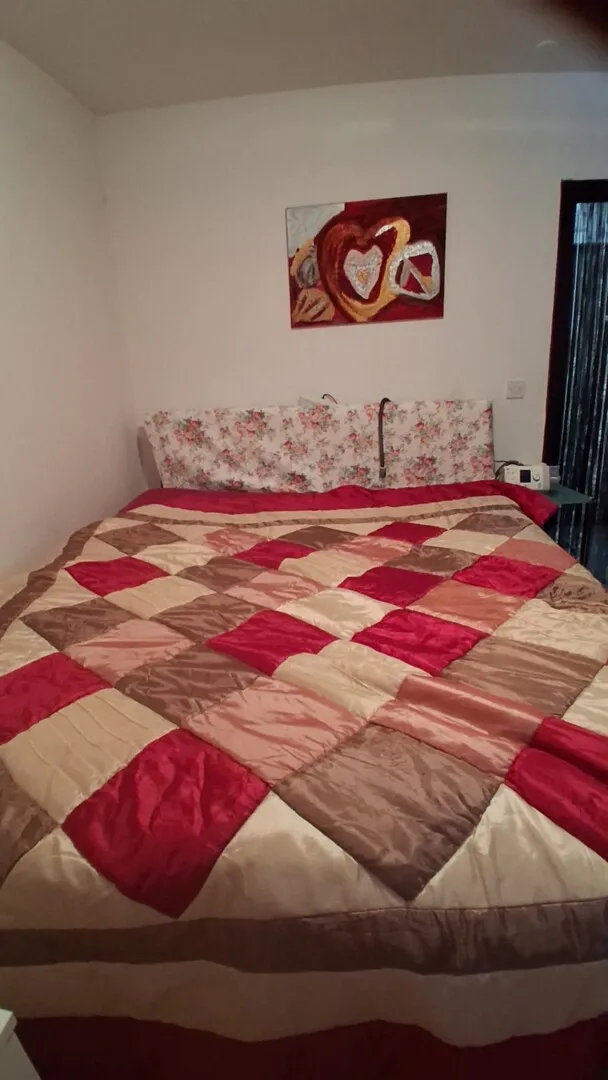 uređen stan u mirnom červar-poratu – korak do plaže i centra! - slika 9