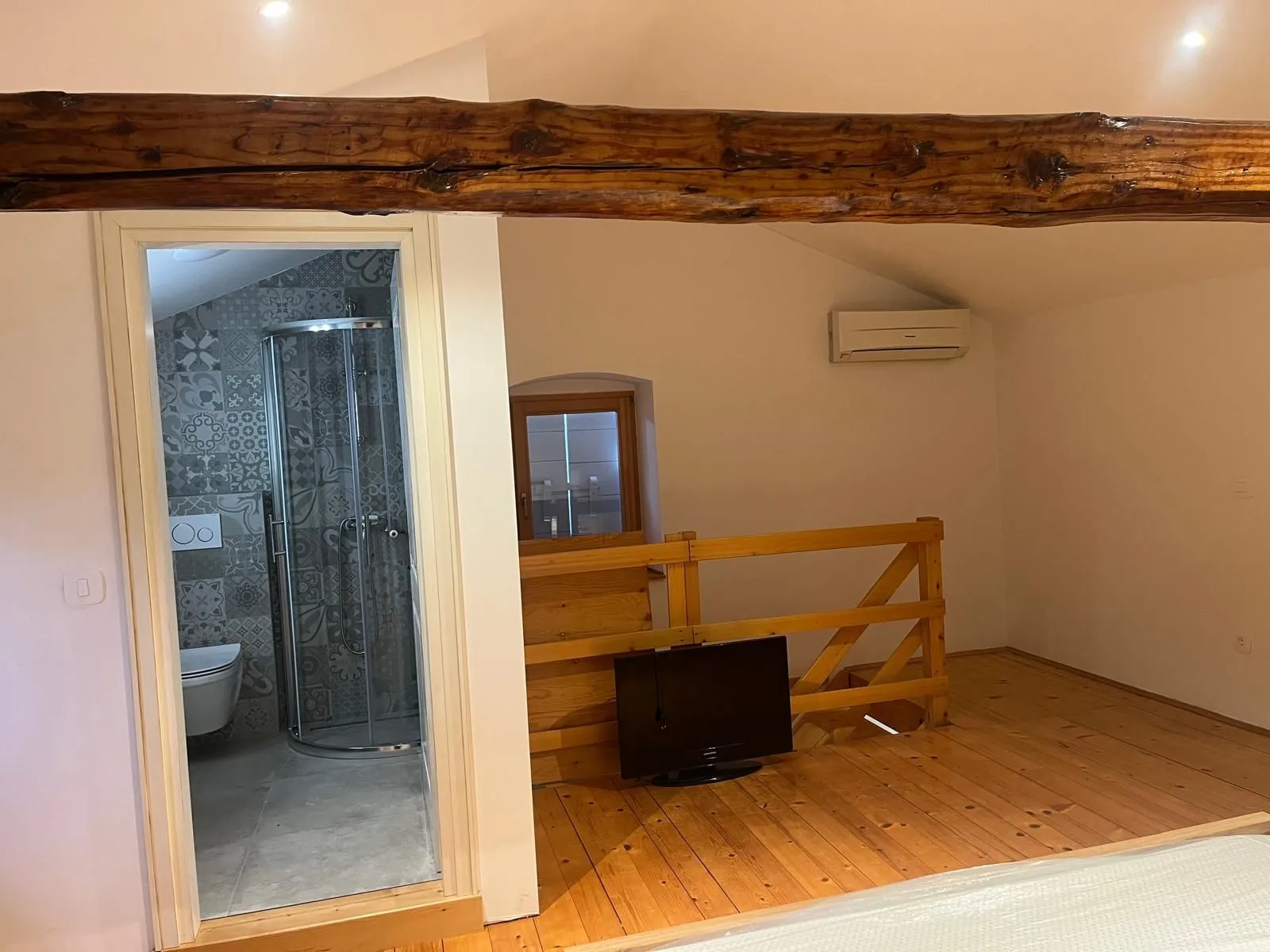 poreč-renovirana kamena kuća na prodaji - slika 9