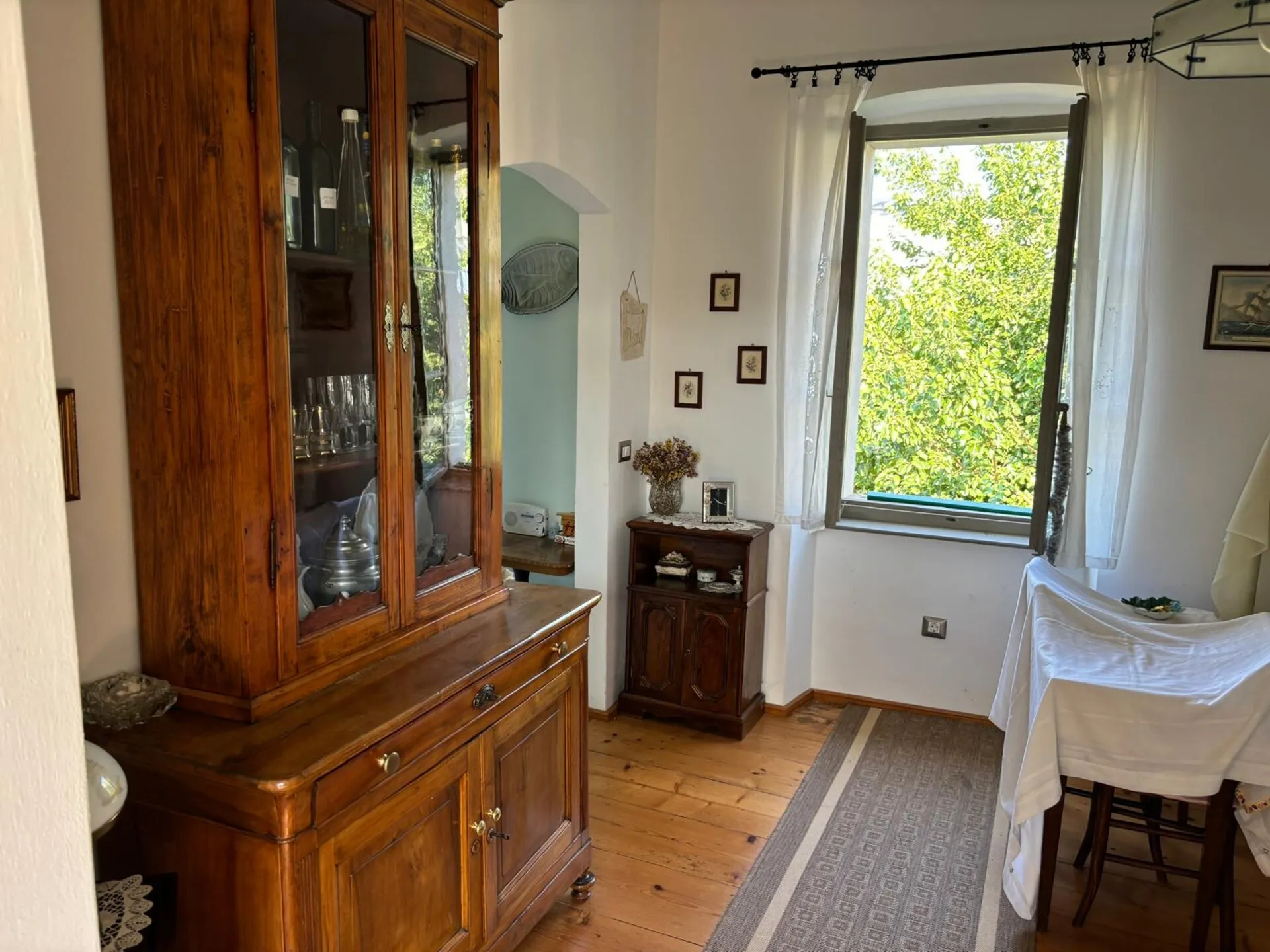 poreč-izvanredna lokacija-kuća sa dvorištem na prodaji - slika 11