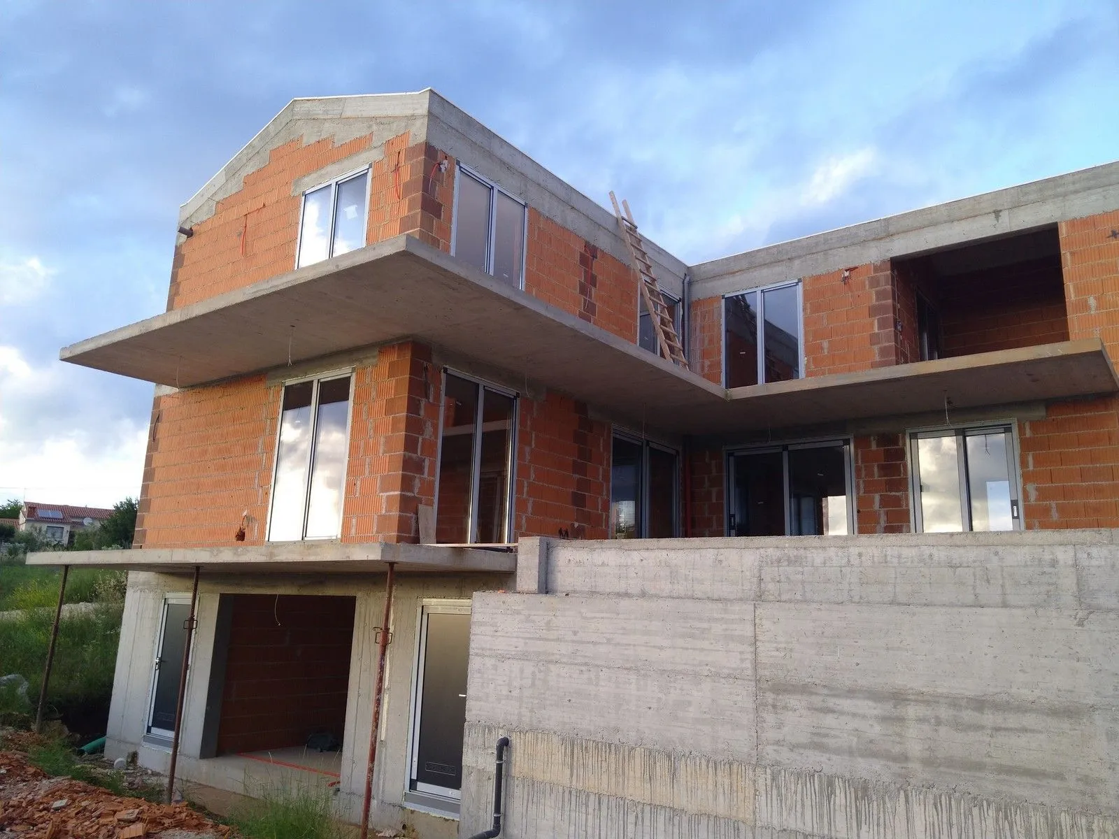 višnjan okolica-vila sa bazenom i garažom na prodaji - slika 6
