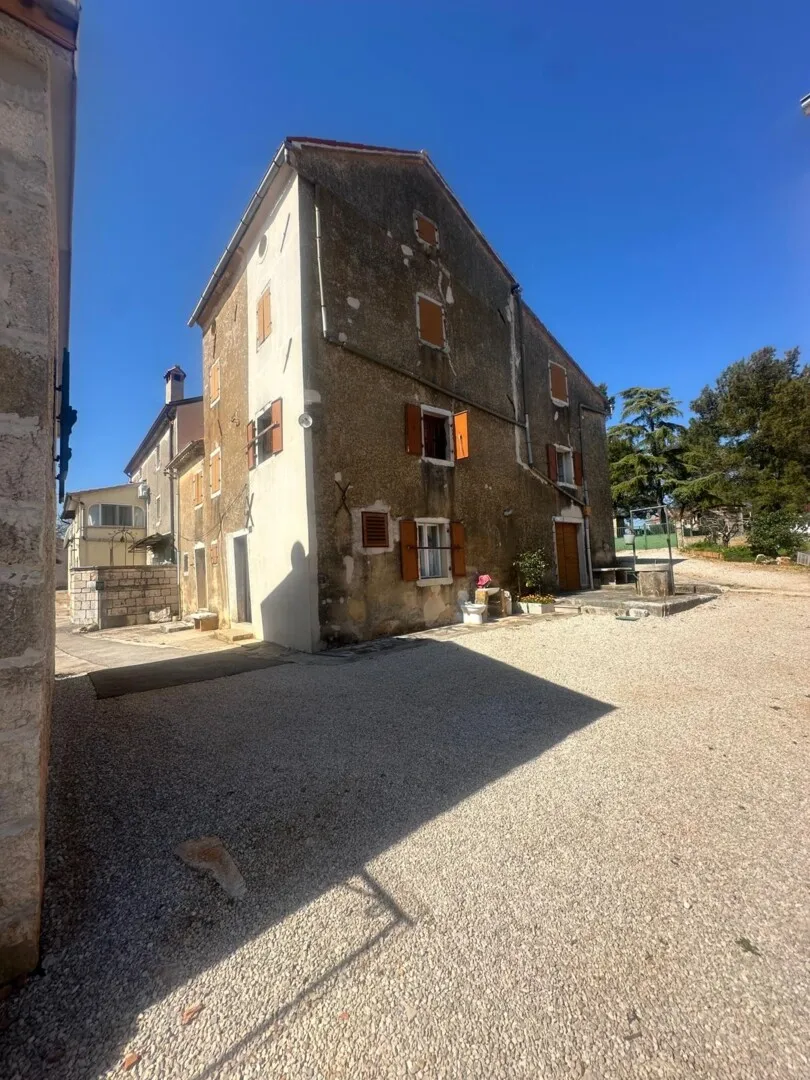 Poreč 10 Km-Imanje Na Prodaji Sa Velikim Investicijskim Potencijalom - Kaštelir, Kaštelir-Labinci
