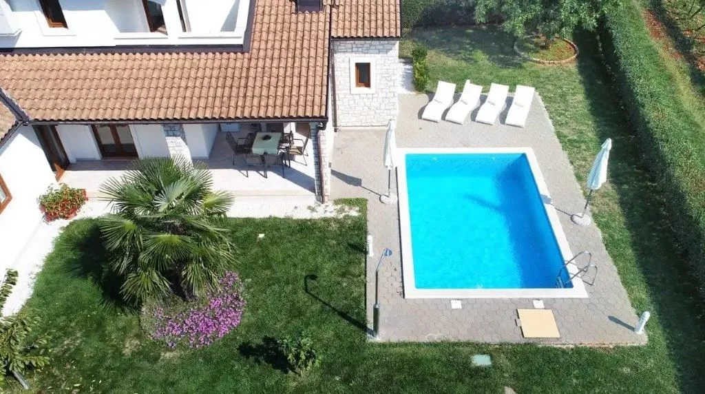 poreč okolica-vila na prodaji sa bazenom - slika 14
