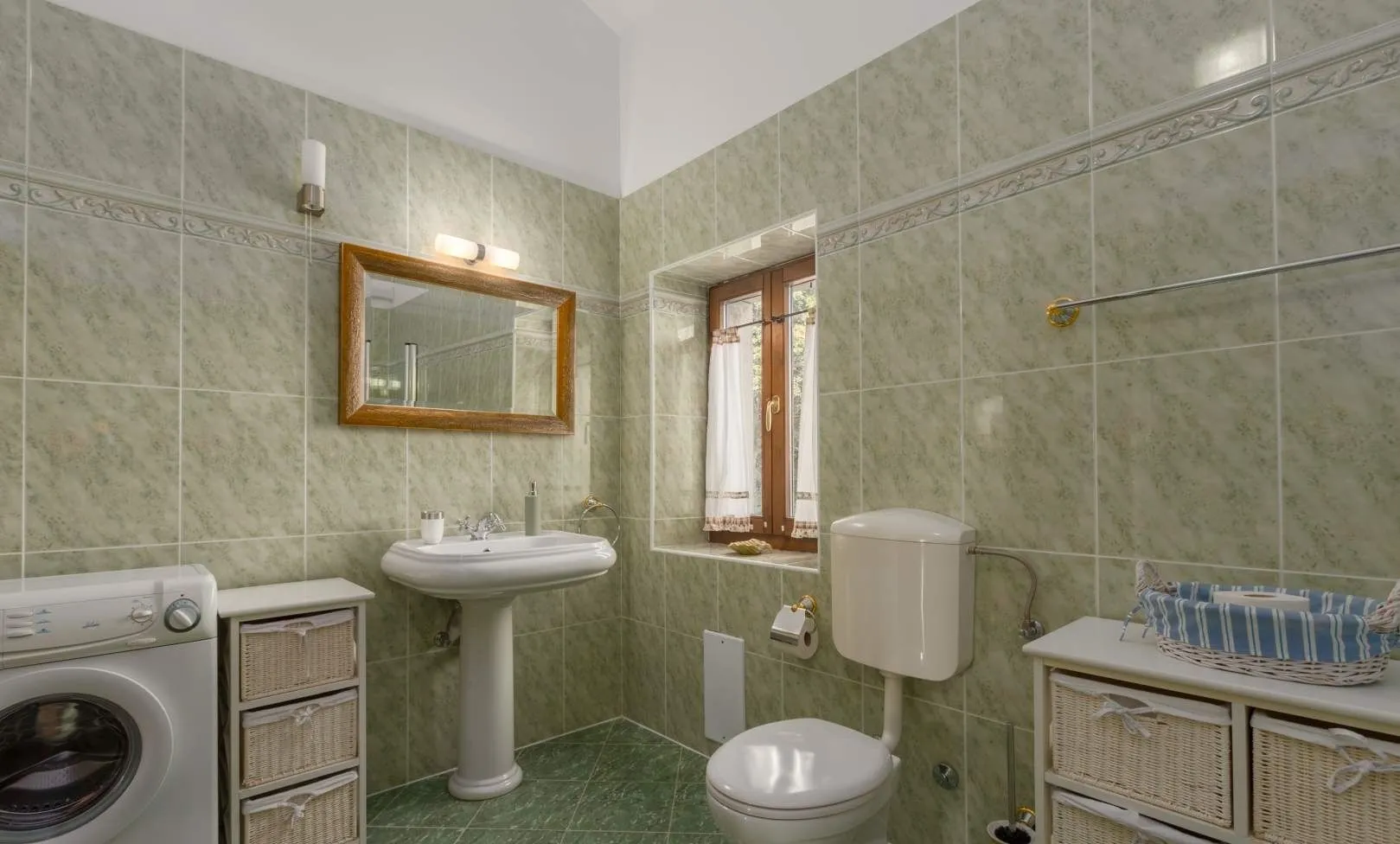 kuća prodaja poreč 170 m2 - slika 15