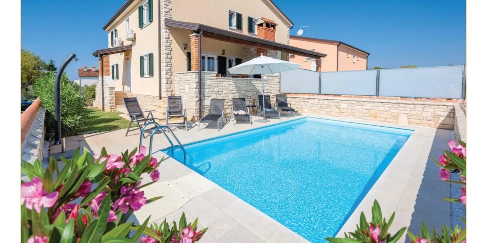 lovrečica- kuća sa bazenom 300 m od plaže na prodaji - slika 10