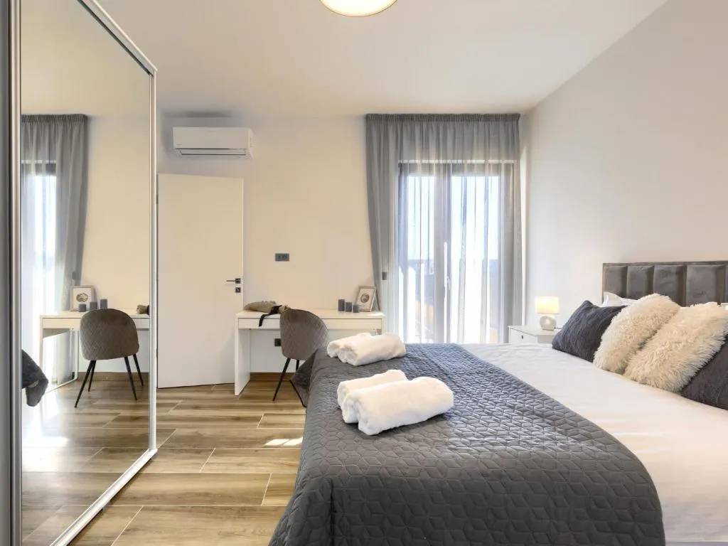 poreč-moderna vila sa bazenom na prodaji - slika 15