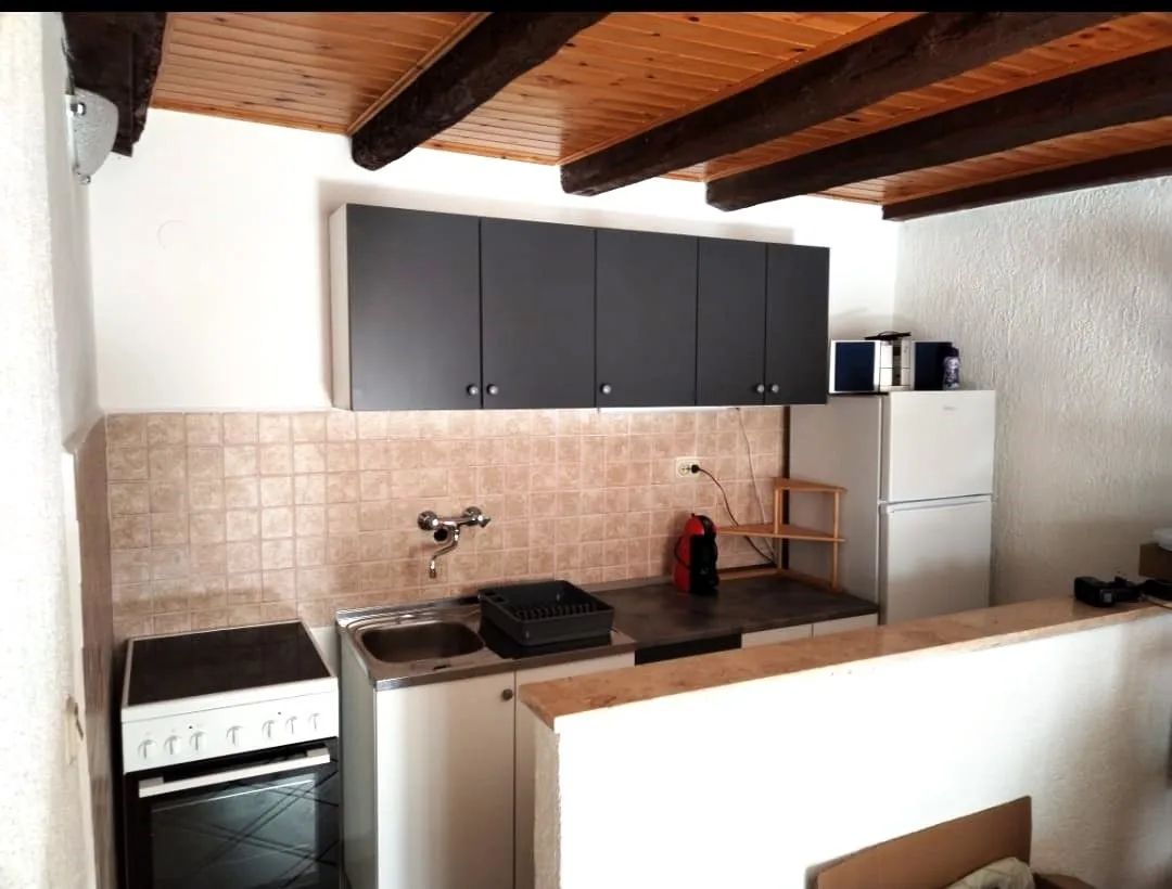 poreč okolica - kamena kuća sa 2 stana na prodaji - slika 22