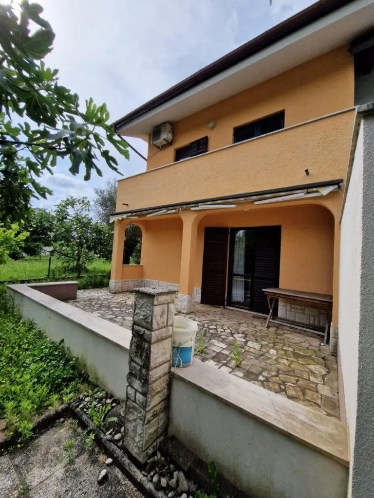 kuća prodaja poreč 120 m2 - slika 1