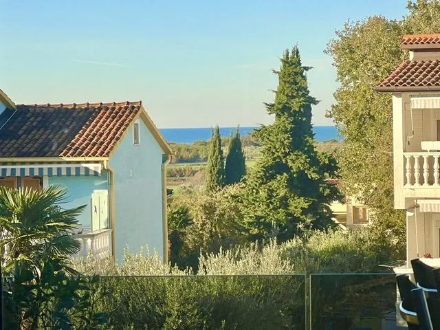 poreč-stan u novogradnji pogled na more - slika 10