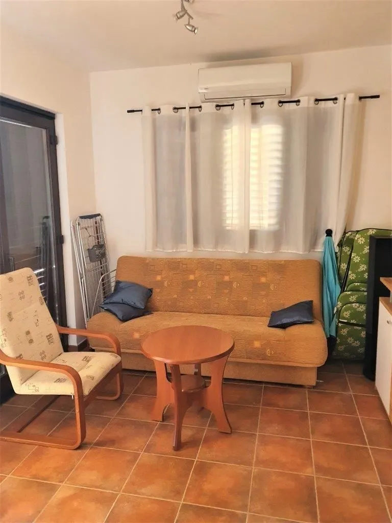 poreč-kuća sa tri stana na prodaji - slika 9