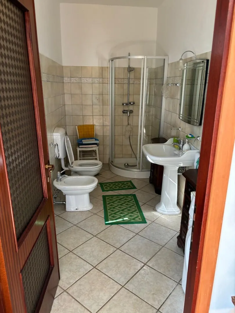 poreč-izvanredna lokacija-kuća sa dvorištem na prodaji - slika 3