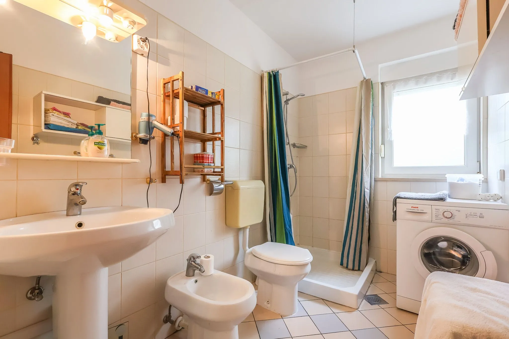 poreč-prizemnica sa bazenom i studio apartmanom na prodaji - slika 13